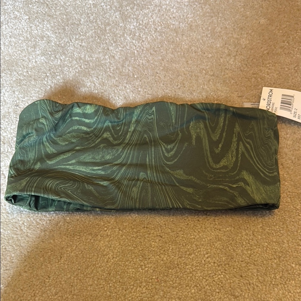 Good American  Marble-Print Strapless Bandeau Tip